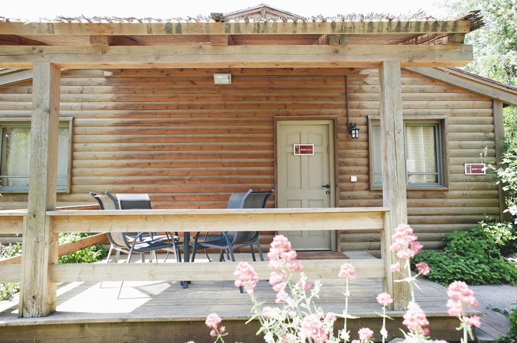 Ein Zivan Village Resort Exterior foto